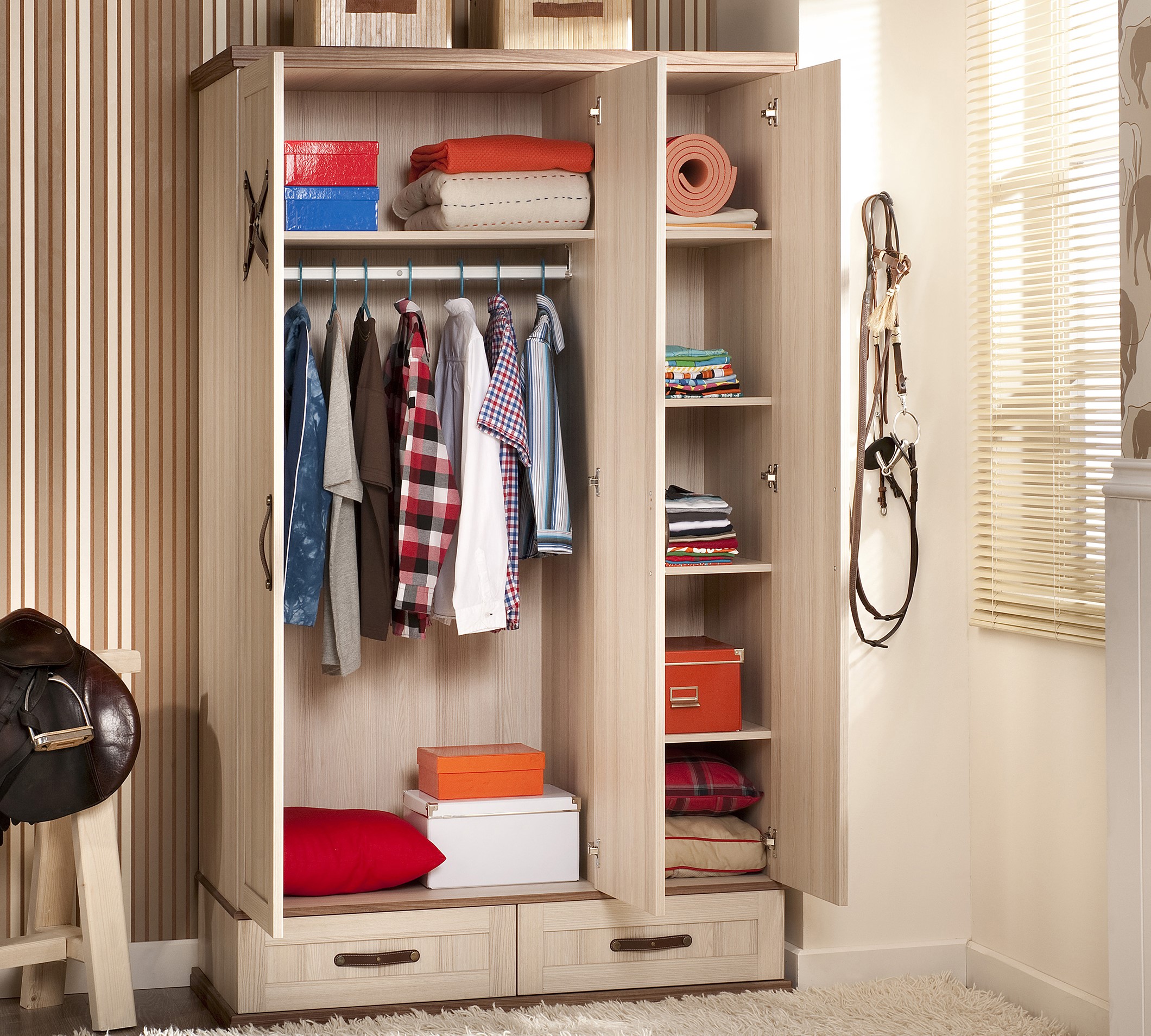 Royal Large Wardrobe / کمد سه درب رویال 1