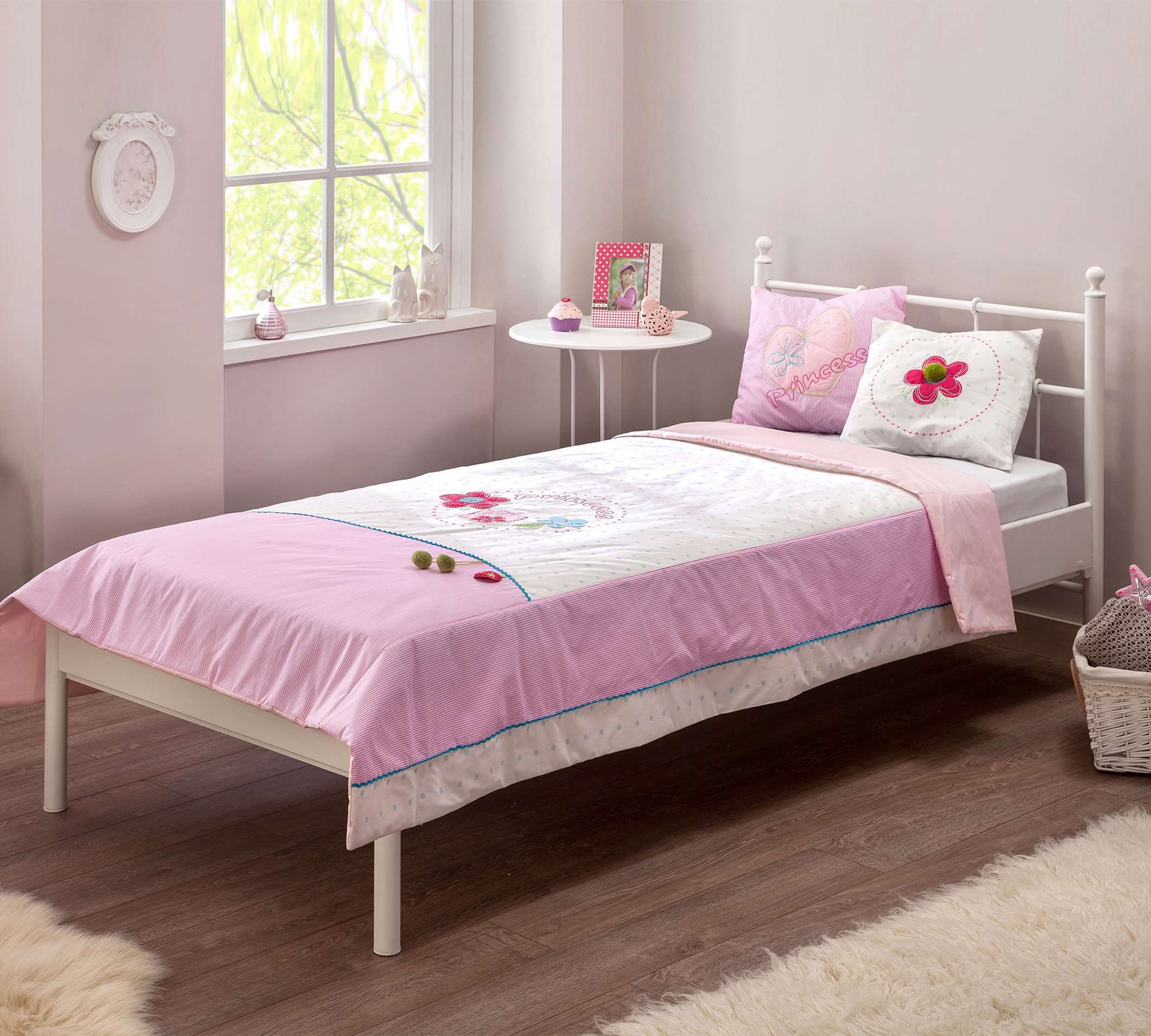 Flora yatak örtüleri