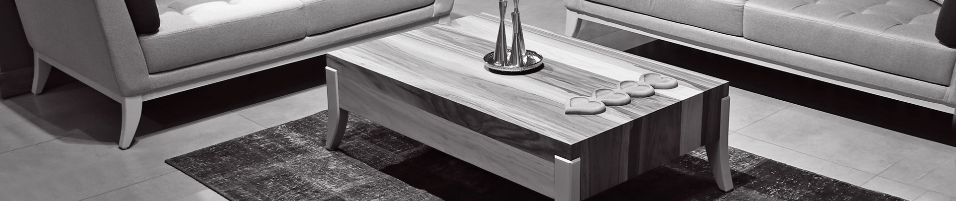 جلو مبل و کنار مبلی