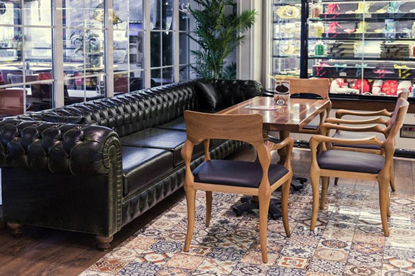 میز و صندلی برای کافی شاپ