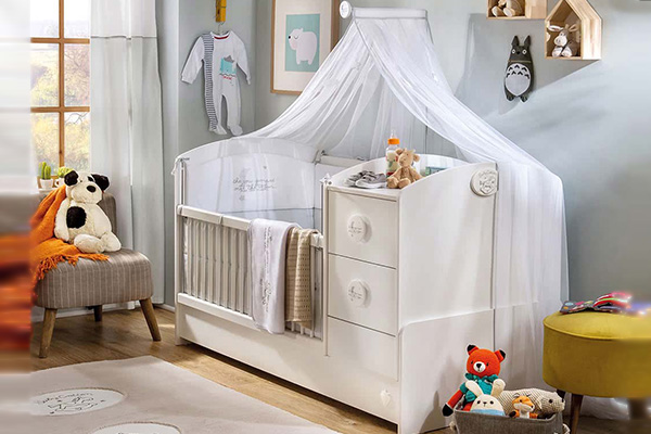 تخت نوزاد صامت