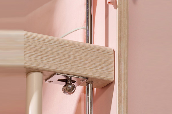 تخت تبدیلی نوزاد