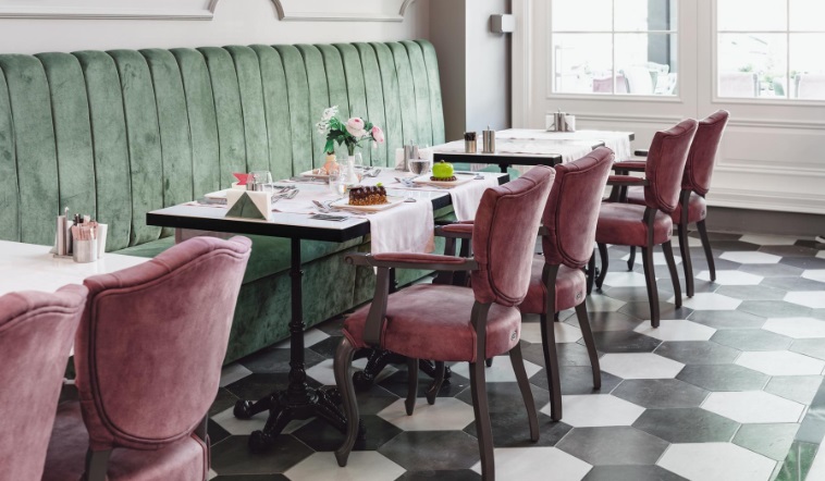 نیمکت و صندلی برای رستوران و کافی شاپ