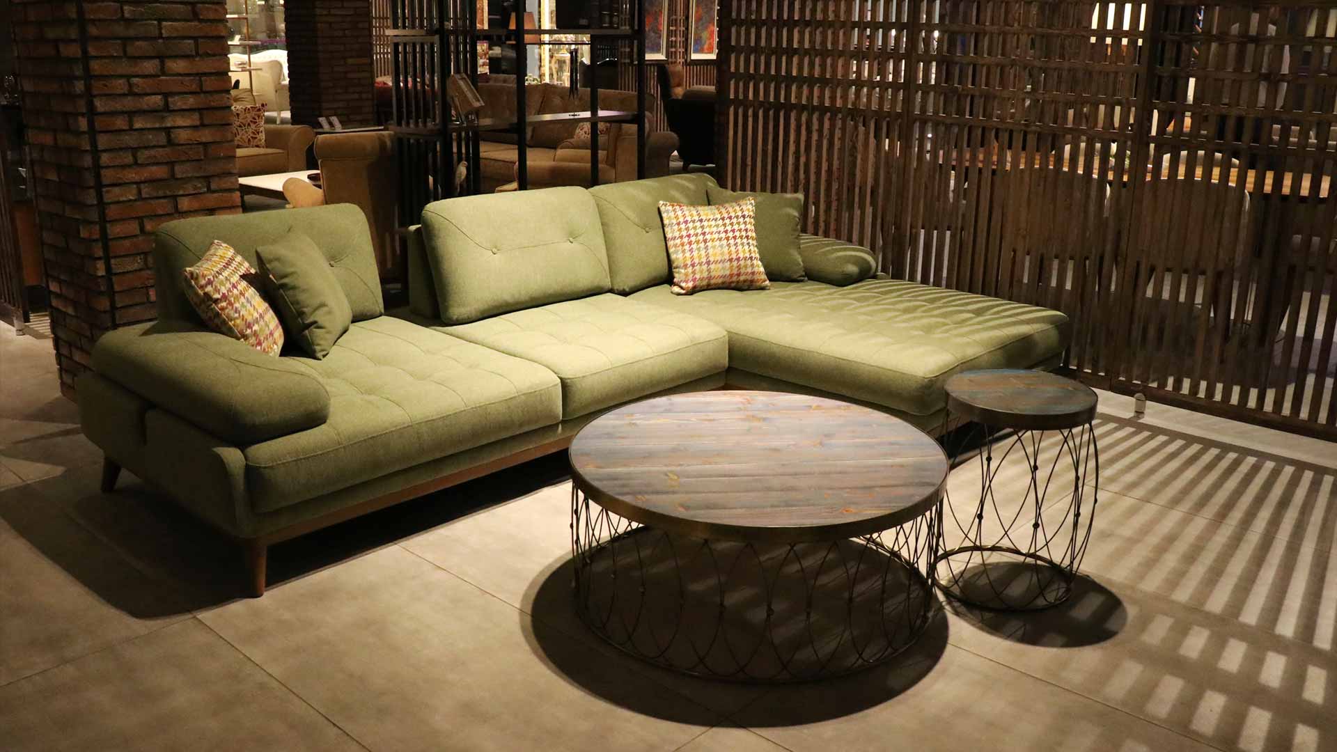 مبل ال رنگی