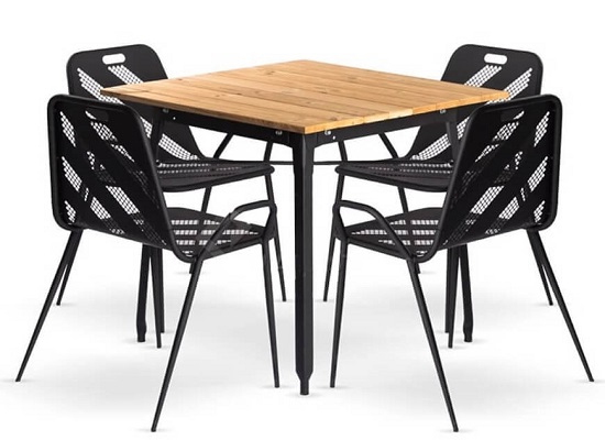 میز و صندلی فلزی: