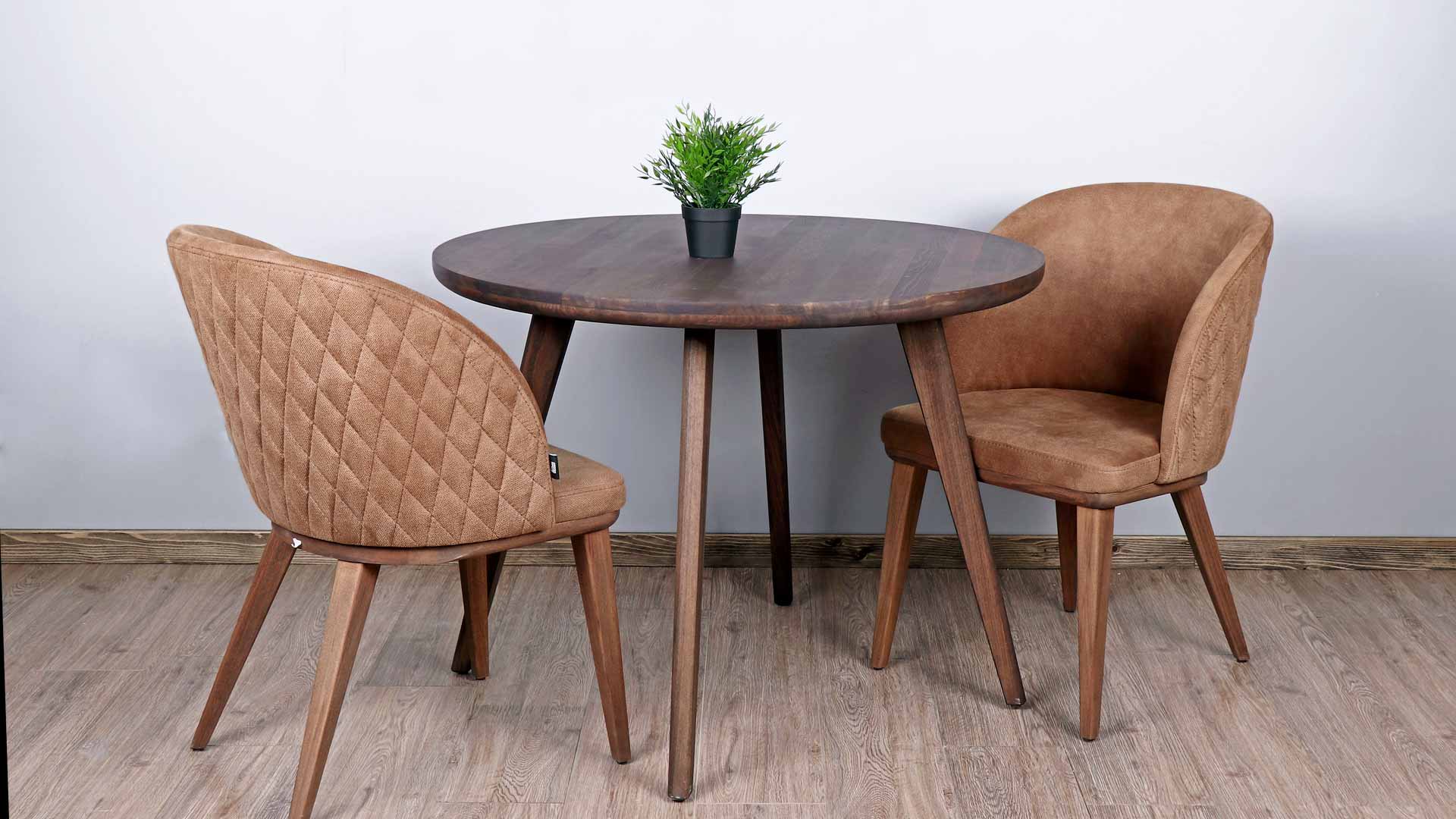 میز غذاخوری کارن