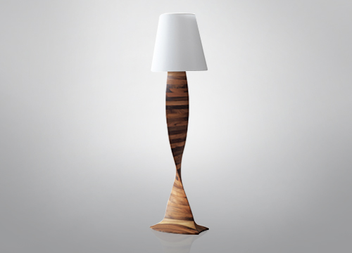 آباژور ایستاده