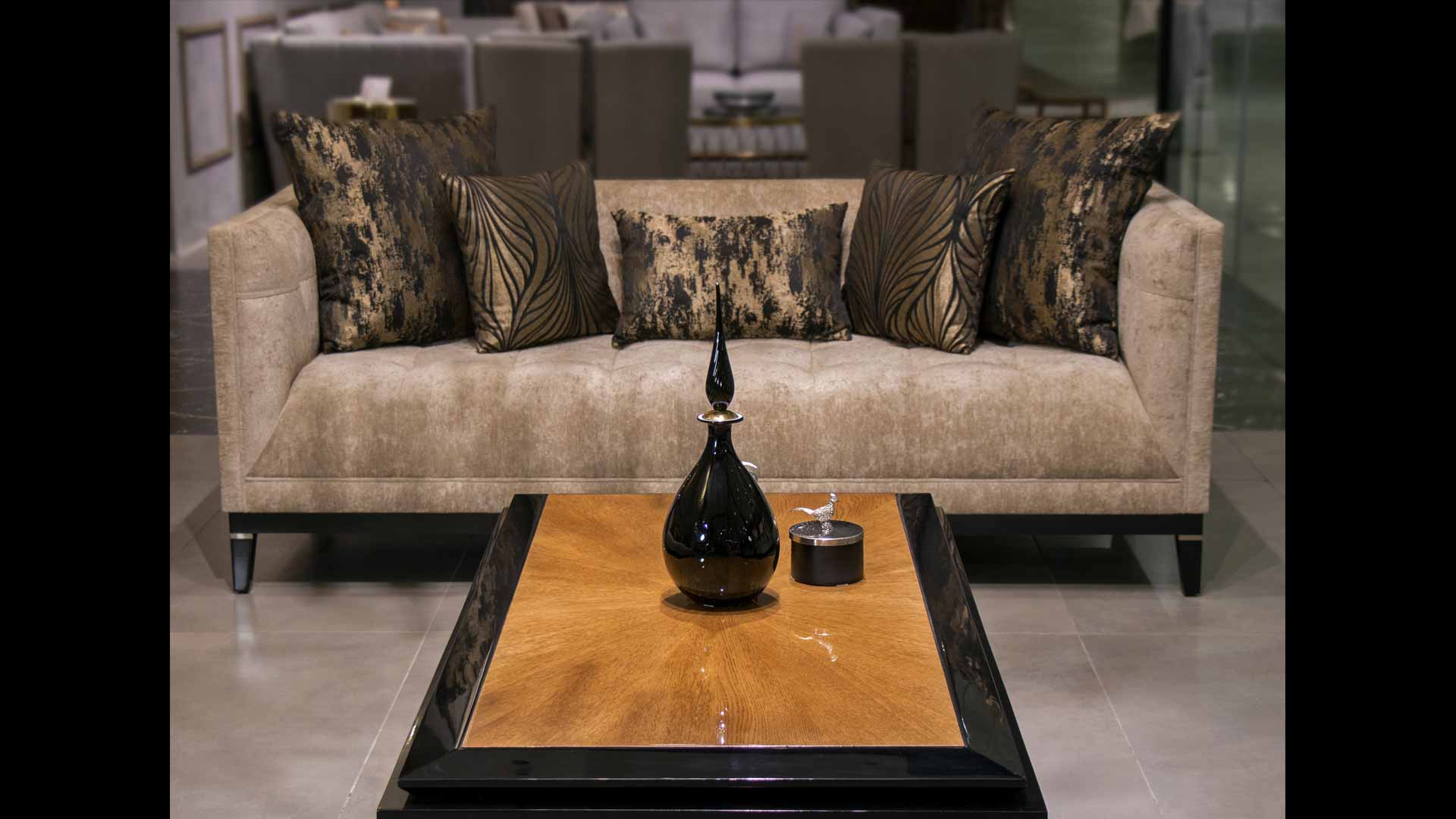 مبلمان رویال