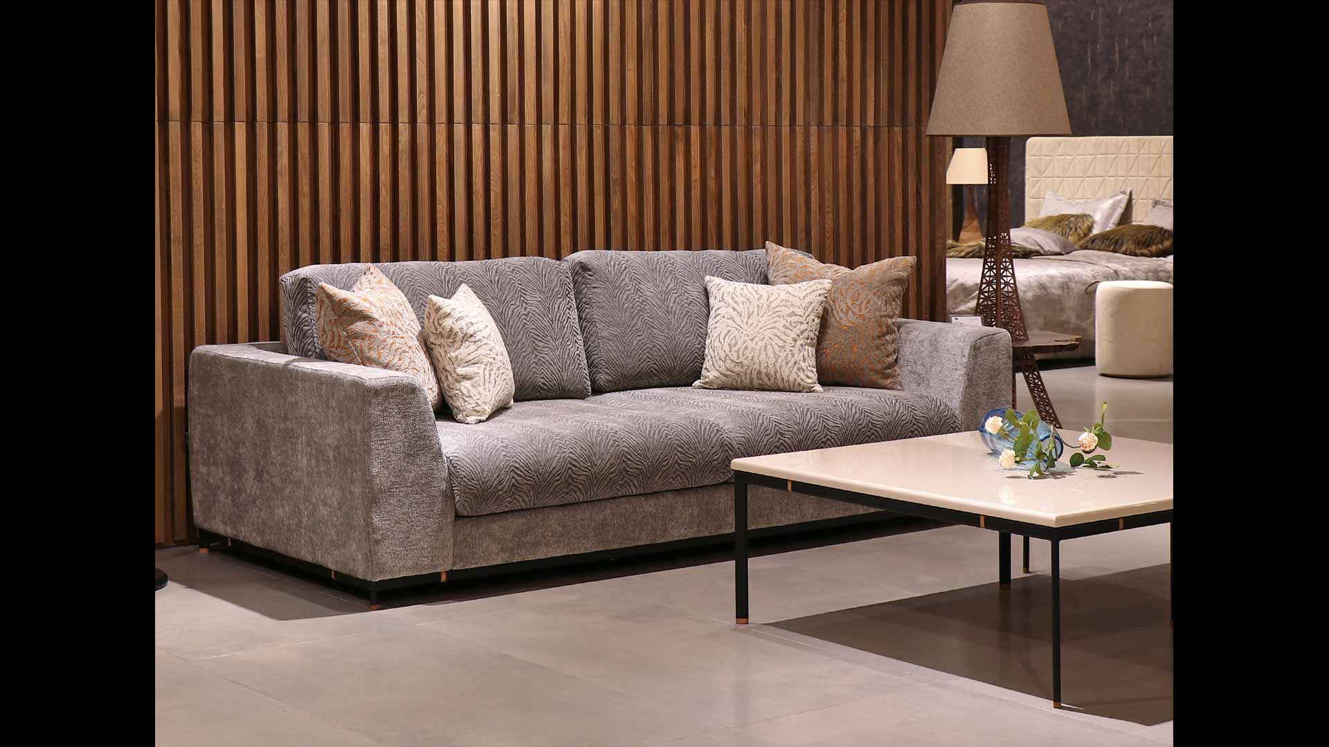 مبلمان رنزو