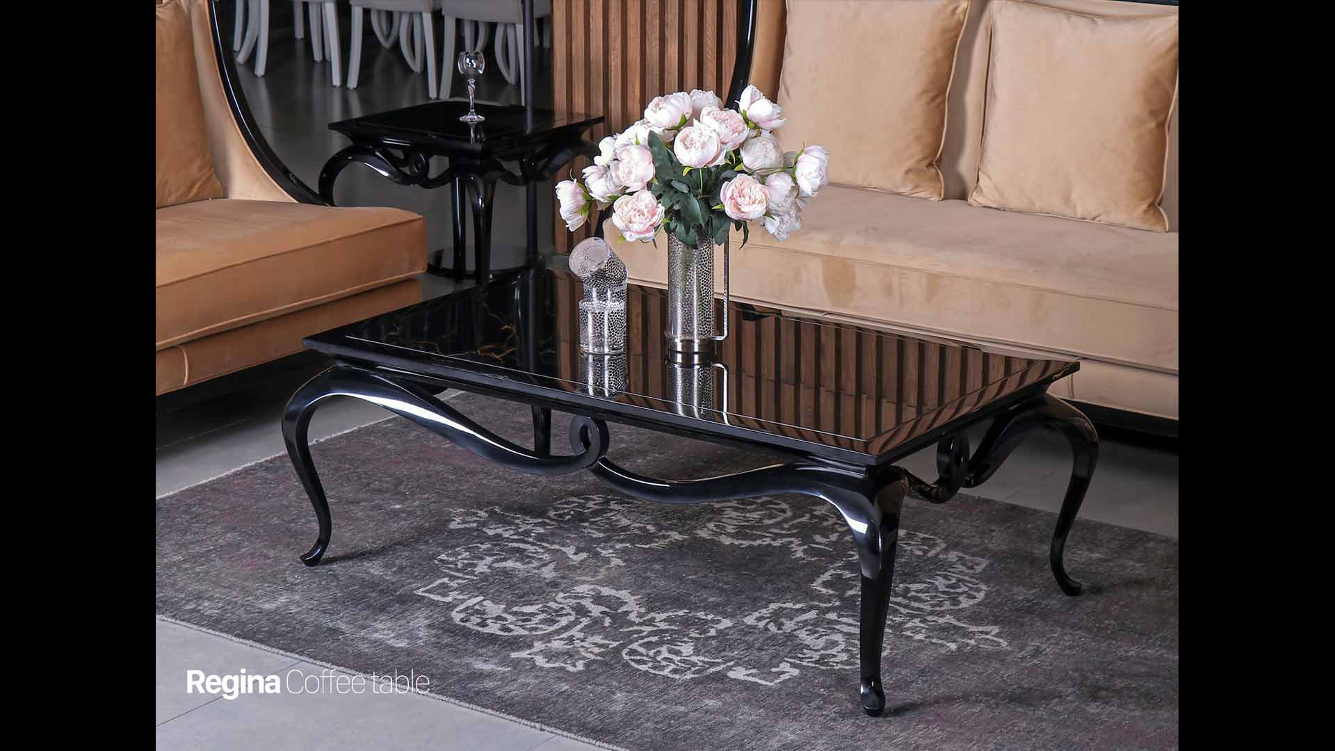 جلو مبلی رجینا