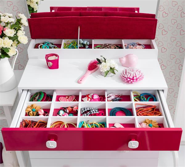 Yakut Dresser / دراور یاقوت 1