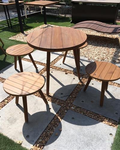 چه صندلی هایی در نمای داخلی رستوران مورد استفاده قرار می گیرند؟