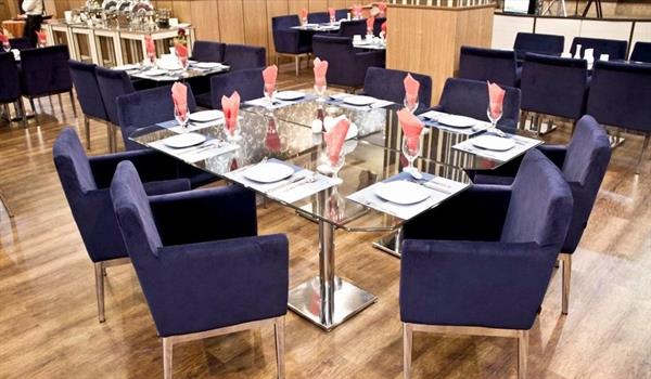 فضاهای مختلف برای چیدمان رستوران را عنوان نمایید: