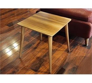 میز کنار مبل پرالین