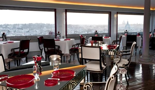 3. مبلمان و میز و صندلی های رستورانی مدرن: