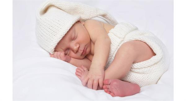 نوزاد‌‌ من به چه مقد‌‌ار خواب نیاز د‌‌ارد‌‌؟