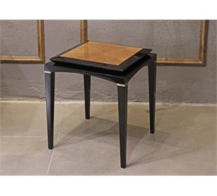 میز کنار مبل رویال