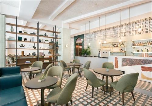 در زمان انتخاب رنگ مبلمان کافه باید چه نکاتی را رعایت کرد؟