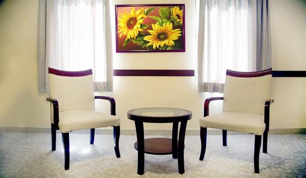 چگونه مبلمان مناسب کافه را خریداری کنیم؟