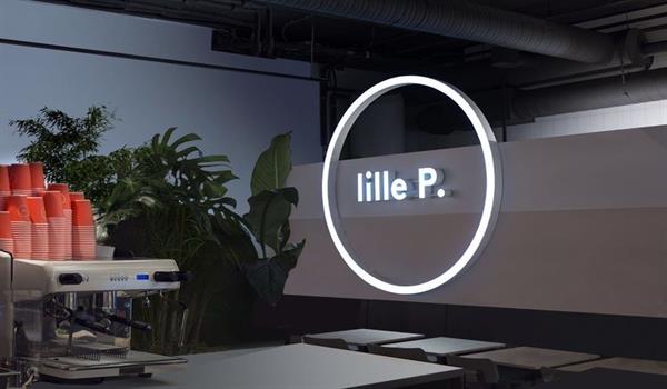 7- تأثیر اکسسوری در دکوراسیون به چه صورتی می باشد؟