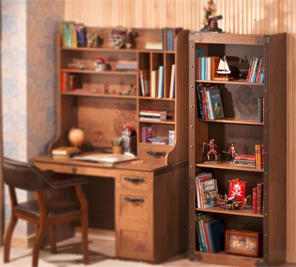 black pirate book case / قفسه کتاب بلک پایرت 1
