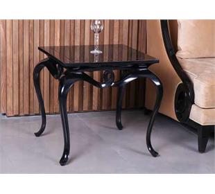 میز کنار مبل رجینا