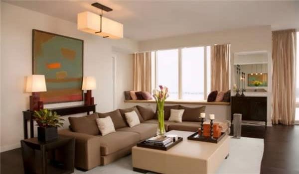 در چیدمان مبل در پذیرایی مربع کوچک چه نکات ابتدایی را باید مد نظر قرار داد؟