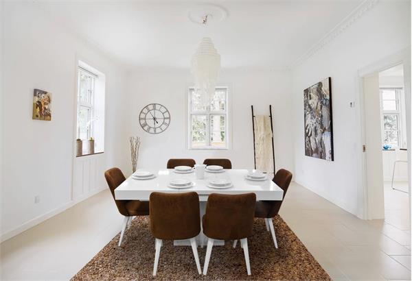 میز غذاخوری سپنتا 4 نفره