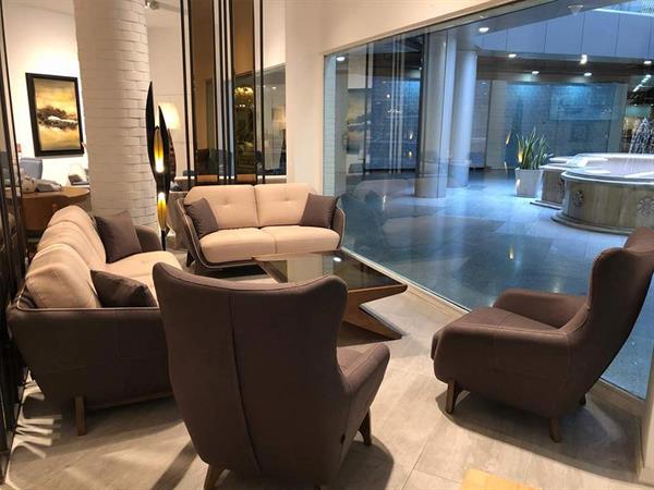 مبلمان ایوا